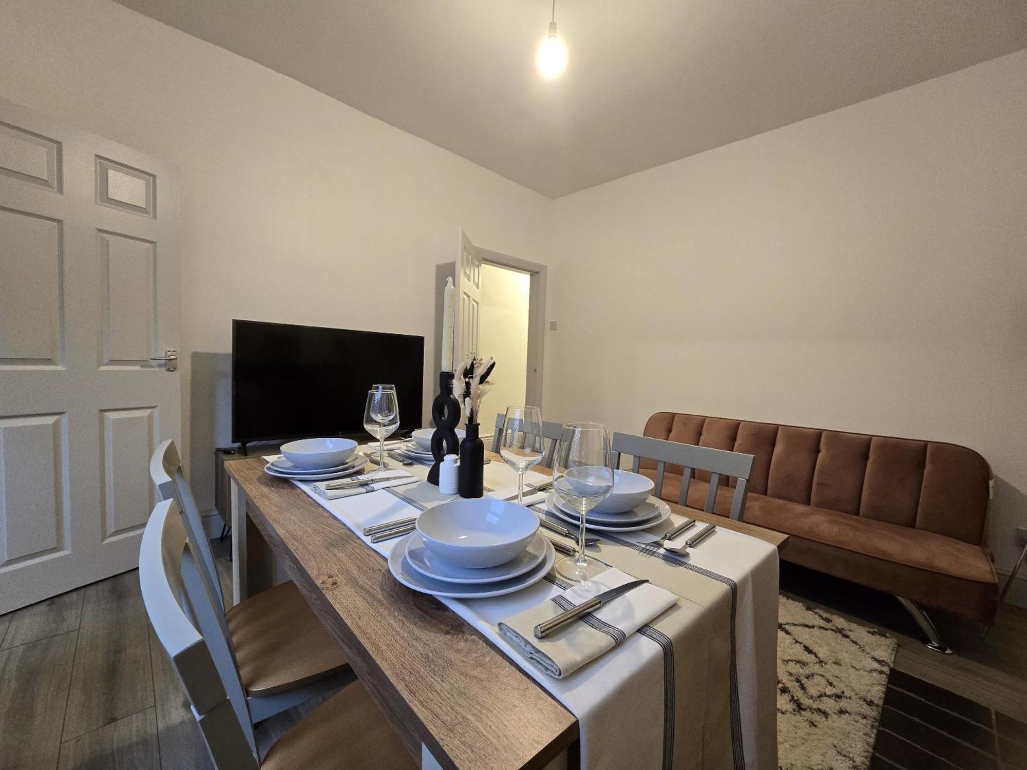 Warburton House, Newark - Walking Distance From North Gate Train Station & Market Place Vila Exterior foto